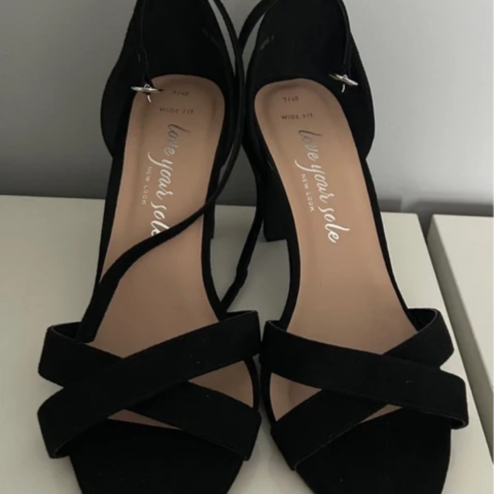 New Look Elegant Black Crisscross Heels